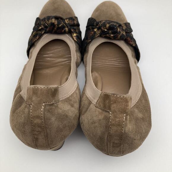 Anyi Lu Womens Wedges Beige Leather Leopard Scrunch Slip On Italy EUR 37 US 6.5M - Picture 3 of 10